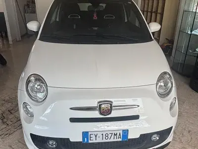 Usata Abarth 500C Custom 140 CV (102 kW) 2015 Bianco Cabrio