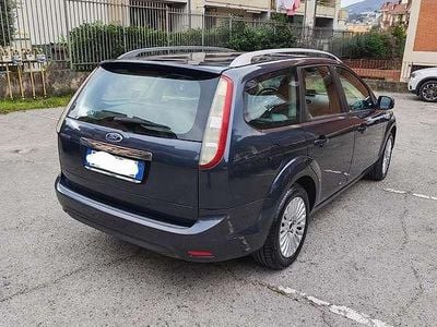 Usata Ford Focus Style 145 CV (106 kW) 2009 Grigio Station wagon