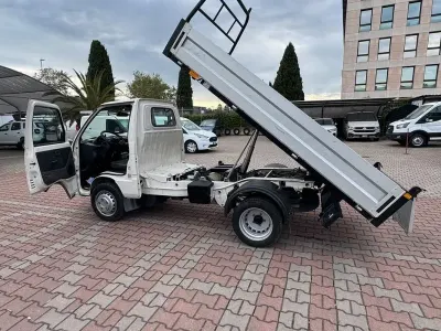Usata Piaggio Porter 83 CV (61 kW) 2020 Bianco