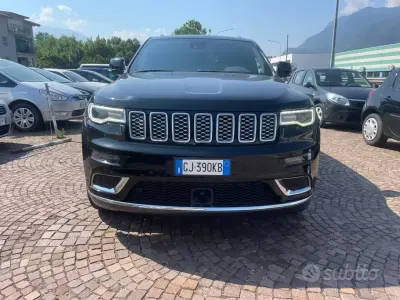 Usata Jeep Grand Cherokee Summit 250 CV (183 kW) 2018 Nero SUV