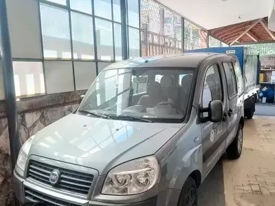 Usata Fiat Doblò 105 CV (77 kW) 2007 Grigio Monovolume