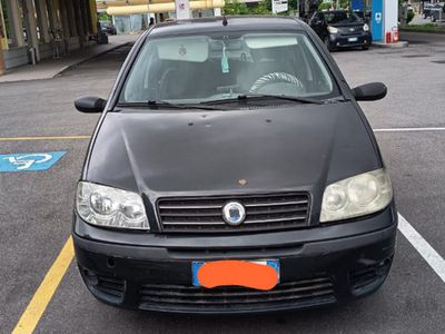 Nero Usata 2006 Fiat Punto Utilitaria | 1500 € (Buon prezzo)