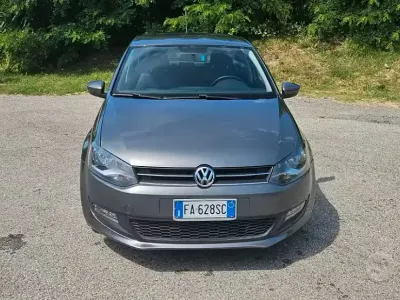 Usata VW Polo Comfortline 82 CV (60 kW) 2012 Grigio Utilitaria