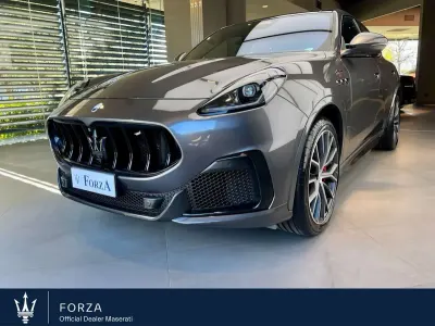 Usata Maserati Grecale 530 CV (389 kW) 2022 Grigio lava SUV