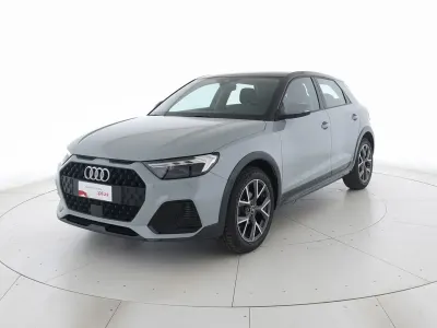 Usata Audi A1 Business 110 CV (80 kW) 2023 1x grigio freccia perlato SUV