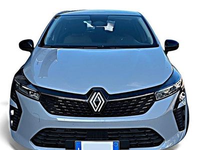 Usata Renault Clio V Evolution 100 CV (73 kW) 2025 Grigio Berlina