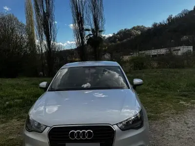Usata Audi A1 90 CV (66 kW) 2013 Grigio Utilitaria