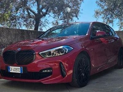 Usata BMW 118 M Sport 150 CV (110 kW) 2022 Rosso Utilitaria