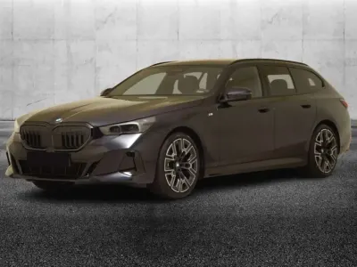 Usata BMW 520 M Sport 197 CV (144 kW) 2025 Nero Station wagon