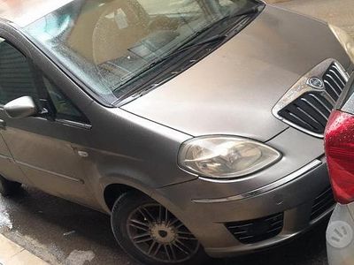 Usata Lancia Musa 69 CV (50 kW) 2009 Monovolume
