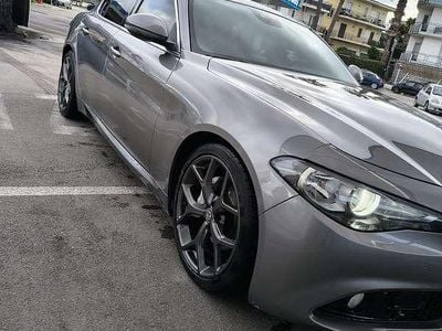 Usata Alfa Romeo Giulia Business 150 CV (110 kW) 2016 Grigio Berlina