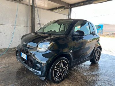 Usata Smart ForTwo Coupé Prime 41 kW (56 CV) 2022 Nero Utilitaria