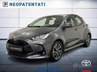 Usata Toyota Yaris Hybrid Trend 116 CV (85 kW) 2022 Grigio Berlina