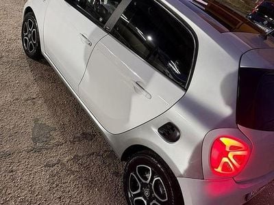 Usata Smart ForFour 71 CV (52 kW) 2016 Bianco Utilitaria