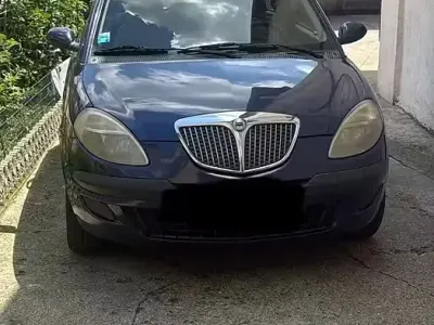 Usata Lancia Ypsilon 2004 Utilitaria