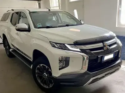 Usata Mitsubishi L200 150 CV (110 kW) 2021 Pick-up