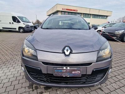 Usata Renault Mégane GrandTour 110 CV (80 kW) 2011 Grigio Station wagon