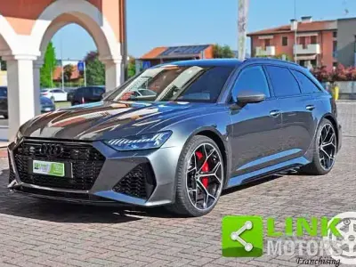 Usata Audi RS6 Performance 628 CV (461 kW) 2024 Grigio Station wagon