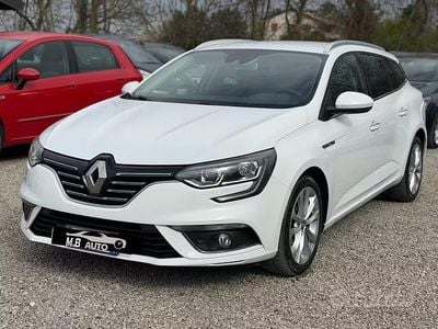 Usata Renault Mégane IV 110 CV (80 kW) 2017 Bianco Berlina