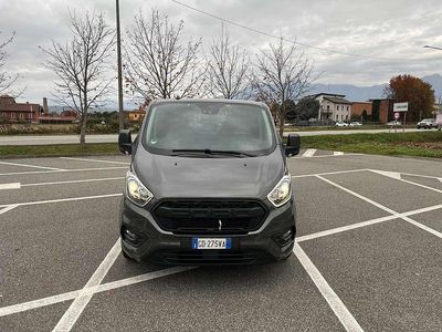 Usata Ford Tourneo Custom 185 CV (136 kW) 2021 Grigio Furgone