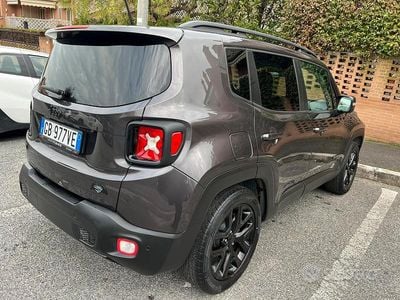 Usata Jeep Renegade 110 CV (80 kW) 2016 Grigio SUV