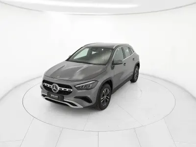 Usata Mercedes GLA180 Advanced 116 CV (85 kW) 2024 Grigio SUV