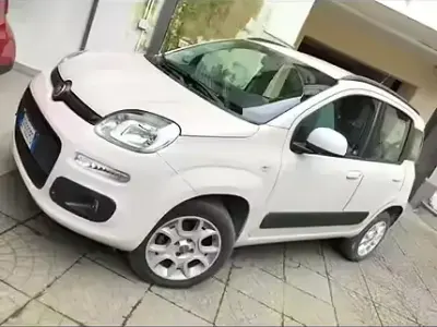 Usata Fiat Panda Easy 85 CV (62 kW) 2013 Utilitaria