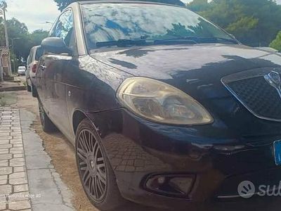 Usata Lancia Ypsilon 105 CV (77 kW) 2007 Utilitaria