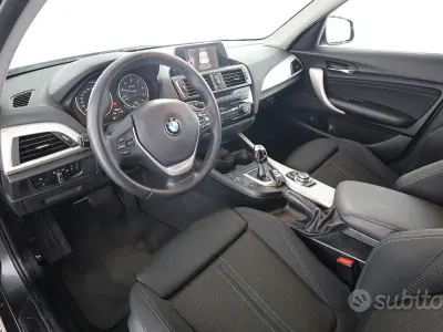 Usata BMW 118 Advantage 150 CV (110 kW) 2017 Grigio Berlina