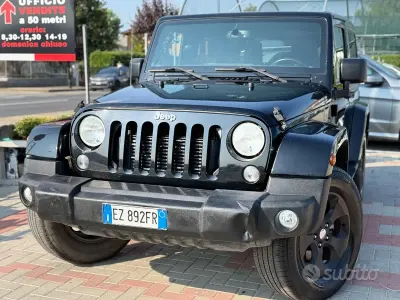 Usata Jeep Wrangler Sahara 200 CV (147 kW) 2015 Nero SUV