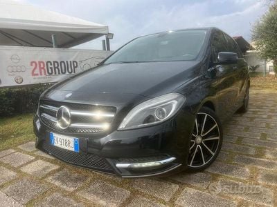 Usata Mercedes B180 Premium 109 CV (80 kW) 2013 Nero Monovolume