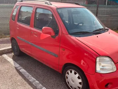 Usata Opel Agila 58 CV (42 kW) 2004 Monovolume