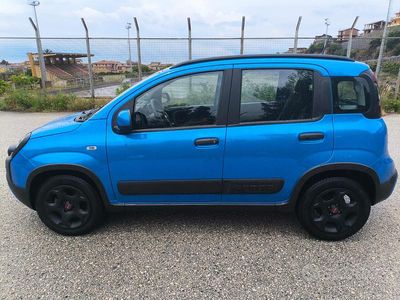 Usata Fiat Panda Cross Cross 69 CV (50 kW) 2023 Utilitaria