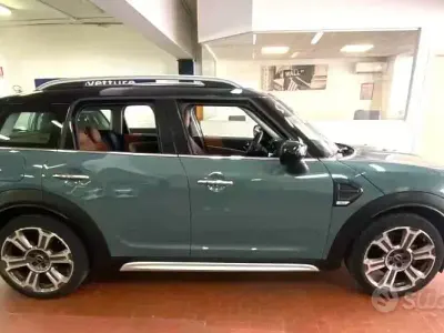 Usata Mini Cooper Countryman Hype 136 CV (100 kW) 2021 Verde SUV