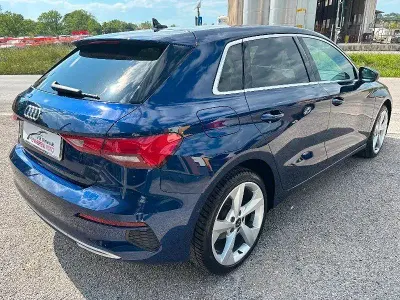 Usata Audi A3 150 CV (110 kW) 2022 Blu Berlina