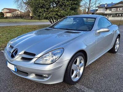 Usata Mercedes SLK200 163 CV (119 kW) 2004 Argento Cabrio