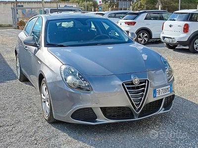 Usata Alfa Romeo Giulietta 120 CV (88 kW) 2016 Grigio Utilitaria