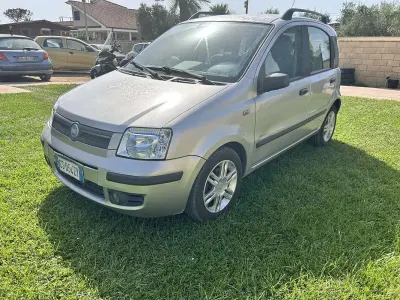 Usata Fiat Panda Emotion 69 CV (50 kW) 2004 Utilitaria