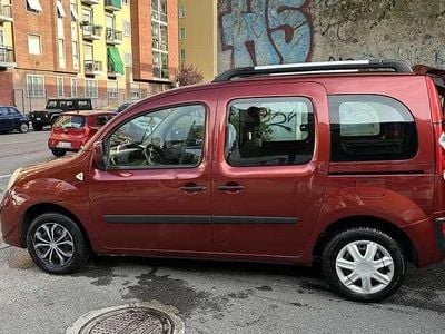 Usata Renault Kangoo 90 CV (66 kW) 2012 Monovolume