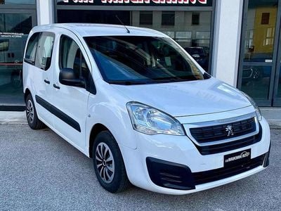 Usata Peugeot Partner Tepee Active 75 CV (55 kW) 2018 Bianco Monovolume