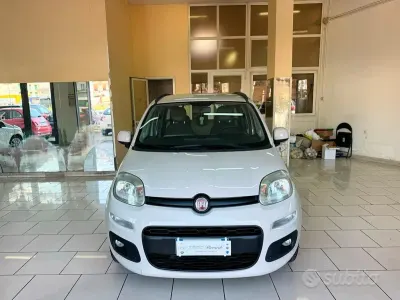Usata Fiat Panda Lounge 80 CV (58 kW) 2013 Beige Utilitaria
