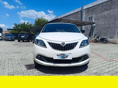 Usata Lancia Ypsilon 69 CV (50 kW) 2024 Other Utilitaria