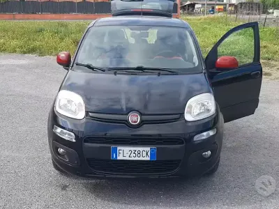 Usata Fiat Panda Lounge 69 CV (50 kW) 2016 Nero Utilitaria