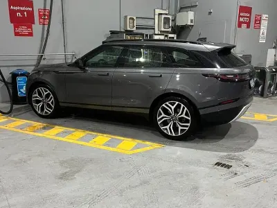 Usata Land Rover Range Rover Velar 241 CV (177 kW) 2018 Grigio SUV