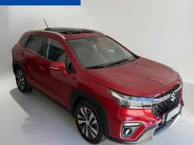 Usata Suzuki SX4 S-Cross 129 CV (94 kW) 2023 Rosso perlato SUV