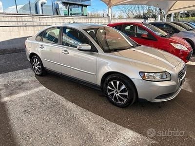 Usata Volvo S40 Summum 100 CV (73 kW) 2008 Grigio Berlina