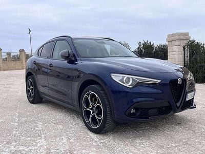 Usata Alfa Romeo Stelvio Executive 210 CV (154 kW) 2019 Blu SUV