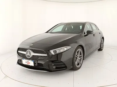 Usata Mercedes A180 Premium 116 CV (85 kW) 2021 Nero Berlina
