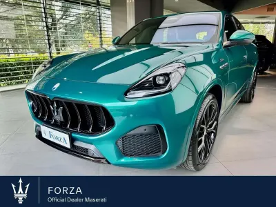 Nuova Maserati Grecale 530 CV (389 kW) 2026 Verde smeraldo tristrato SUV