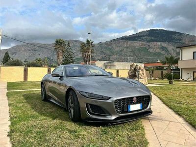 usata Jaguar F-Type Coupe 2.0 i4 R-Dynamic rwd 300cv auto